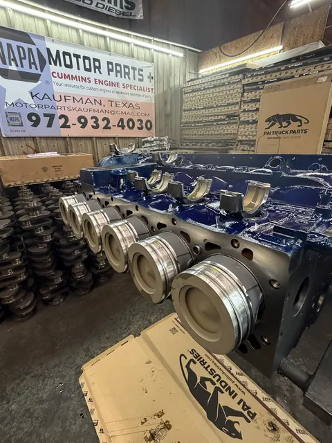 Engine pistons and connecting rods
